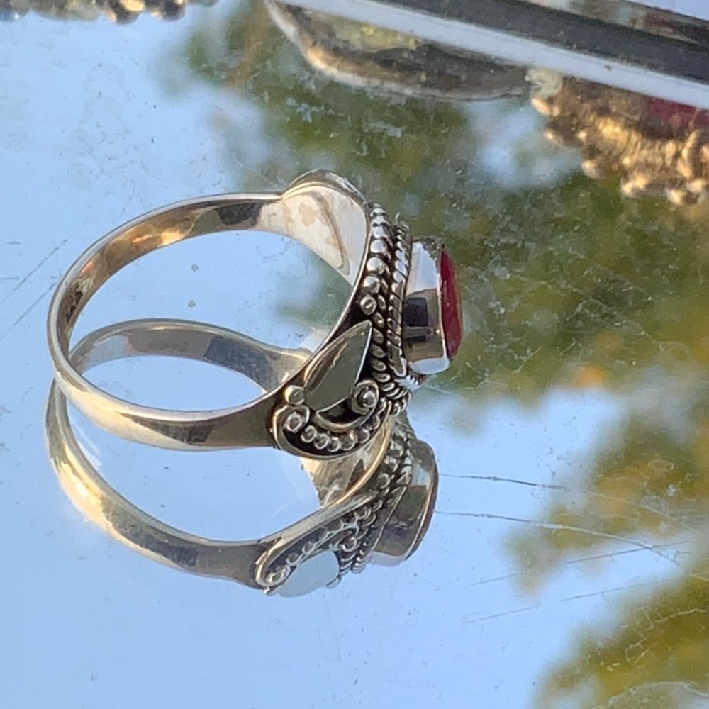 BOUTIQUE NATURAL FACETED RUBY 925 SILVER RING, 8.5 - Picture 5 of 13